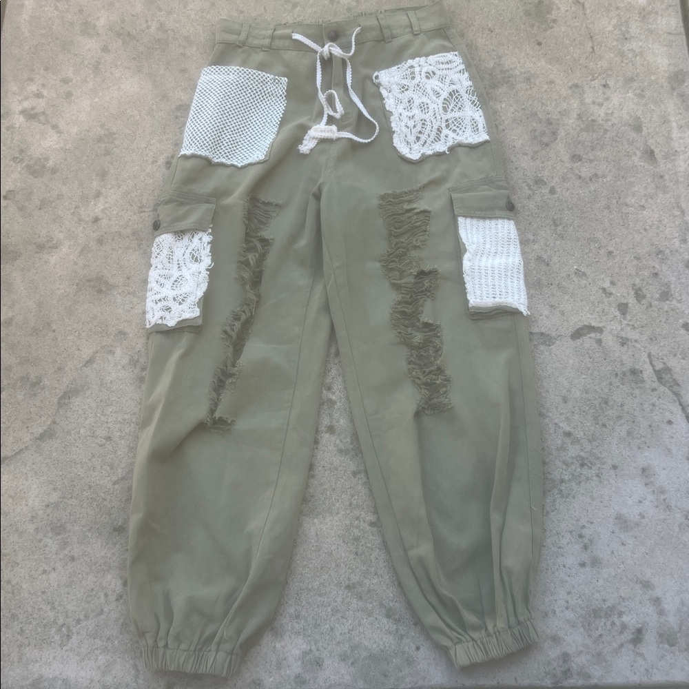 POL Women's Green Distressed Crochet Pocket Baggy Boho Jogger Pant Size - Picture 2 of 10
